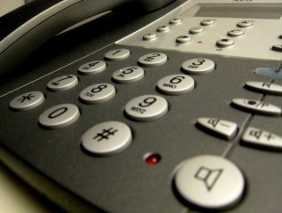 telefon.jpg